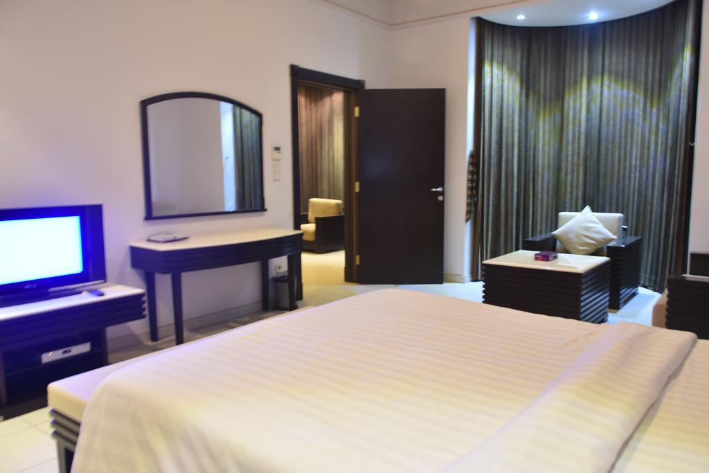 Al Tayyar Suites & Hotel Apartments - 利雅德 外观 照片